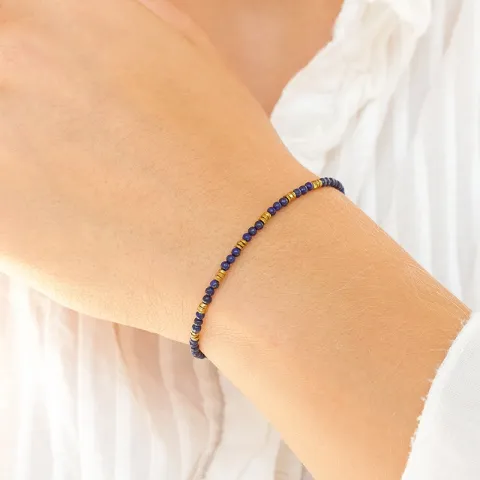 Elegant donkerblauw armband met lapis lazuli en hematite.